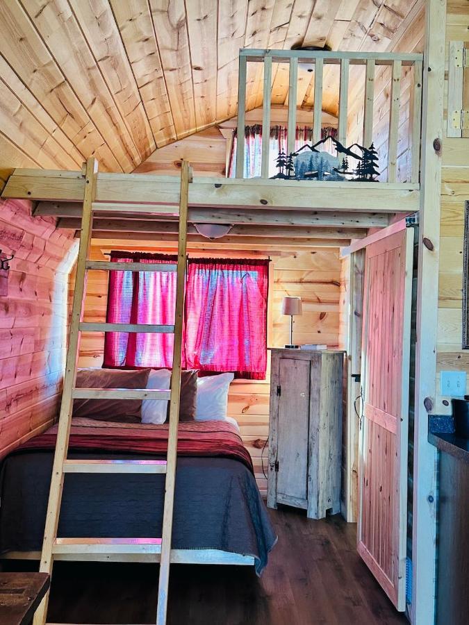 Country Cabins Hotel Chariton 外观 照片