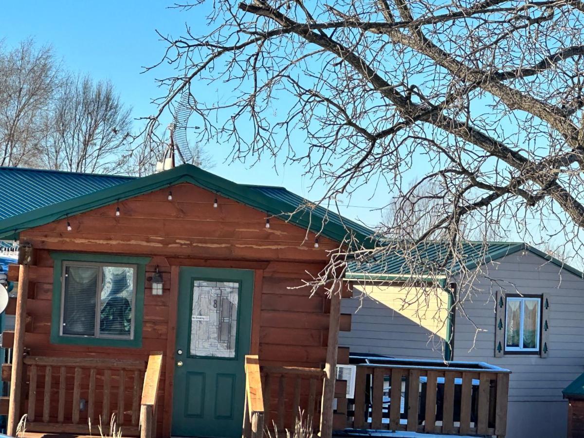 Country Cabins Hotel Chariton 外观 照片
