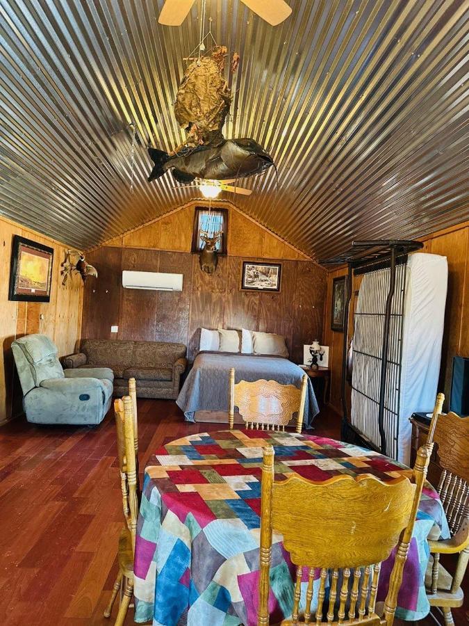Country Cabins Hotel Chariton 外观 照片